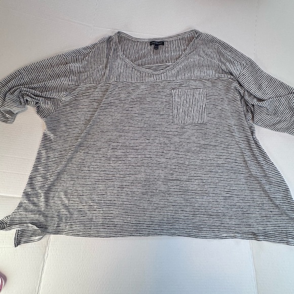 Lane Bryant Striped Pocket Tee Size 26/28 Black White Short Sleeve Top - Picture 5 of 10